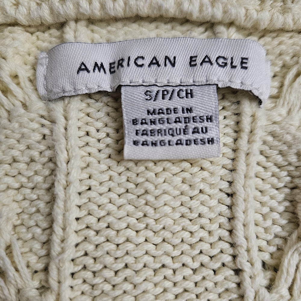 American Eagle Knit Sweater Vest - Picture 4 of 4